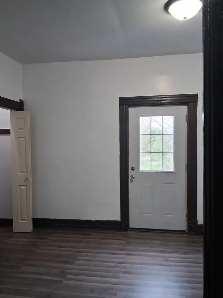 5932 South Parnell Avenue Chicago IL 60621