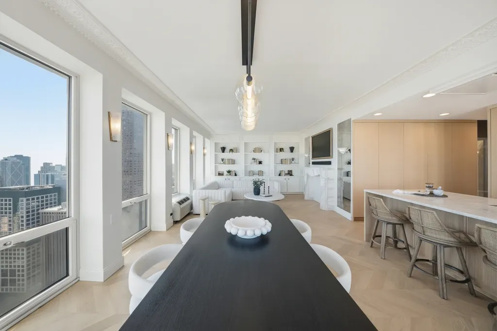 111 East Chestnut Street Chicago IL 60611