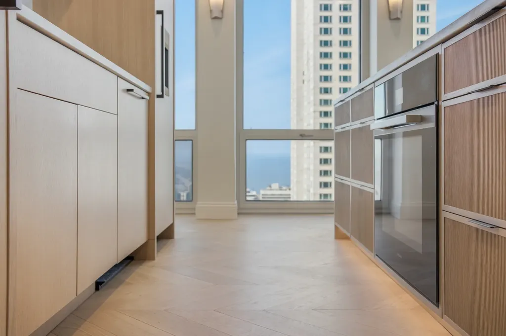 111 East Chestnut Street Chicago IL 60611