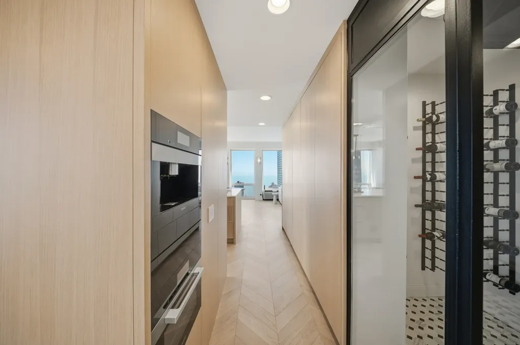 111 East Chestnut Street Chicago IL 60611