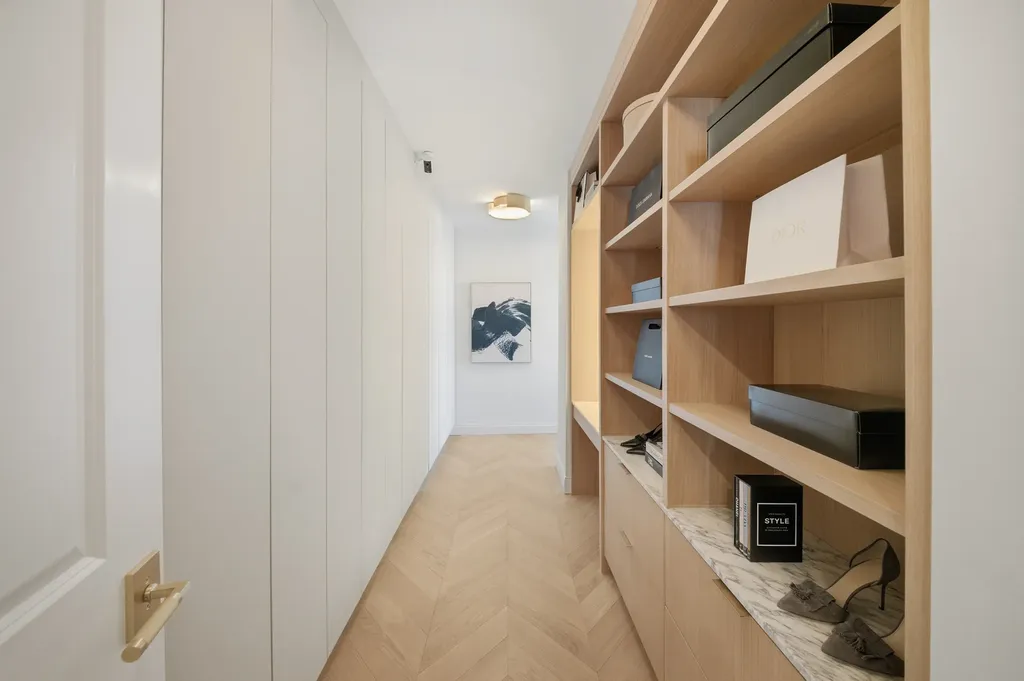 111 East Chestnut Street Chicago IL 60611