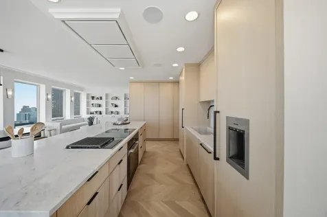 111 East Chestnut Street Chicago IL 60611