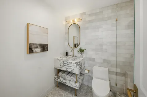 111 East Chestnut Street Chicago IL 60611