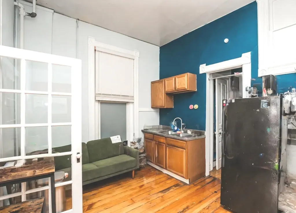 1136 North Milwaukee Avenue Chicago IL 60642
