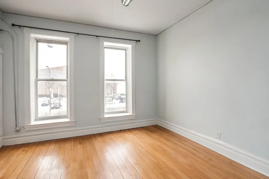 1136 North Milwaukee Avenue Chicago IL 60642