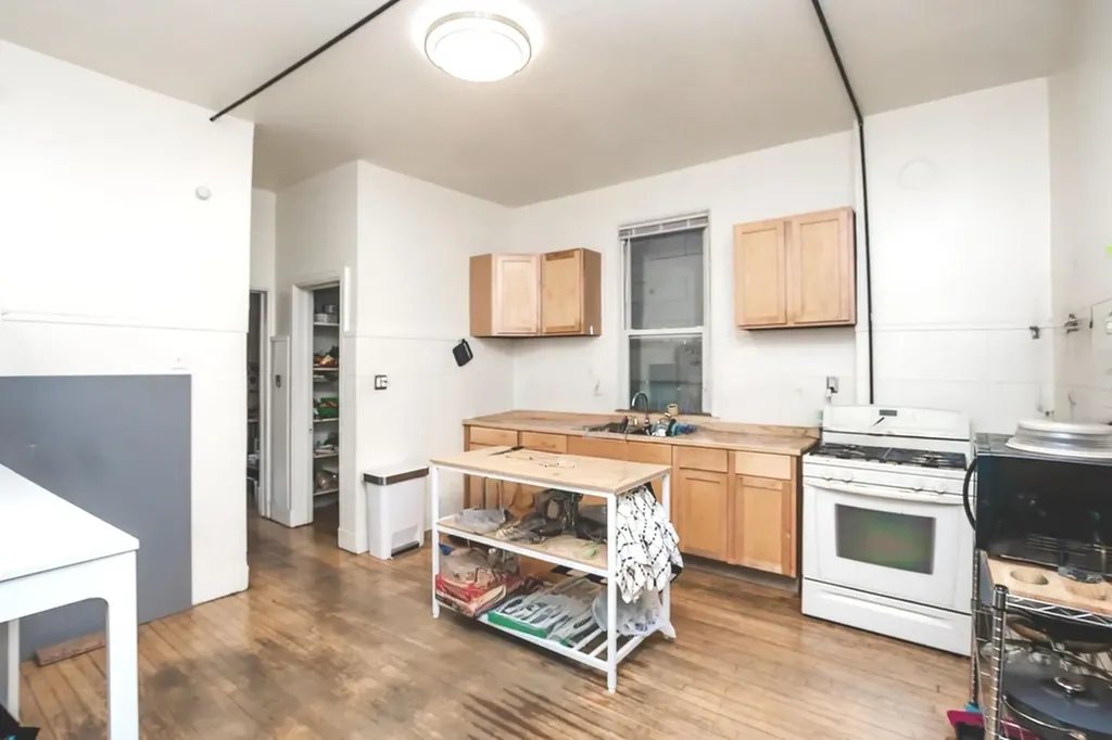 1136 North Milwaukee Avenue Chicago IL 60642