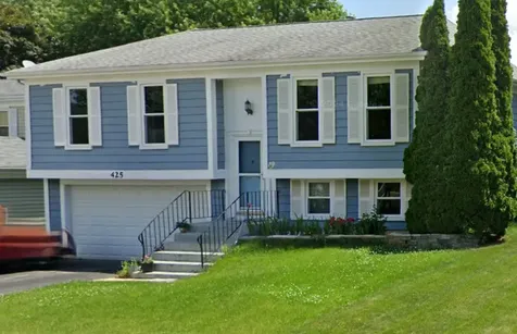 425 Norman Lane Roselle IL 60172