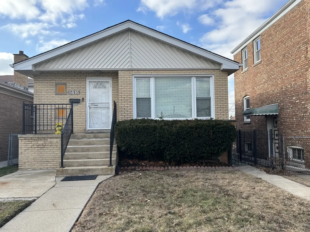 8616 South Indiana Avenue Chicago IL 60619