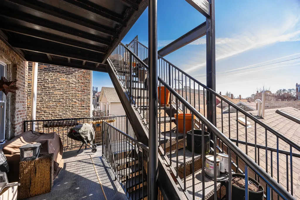 1527 West 18th Place Chicago IL 60608
