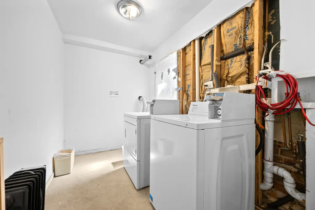 1527 West 18th Place Chicago IL 60608