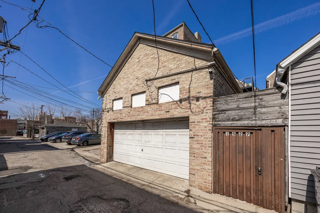 1527 West 18th Place Chicago IL 60608