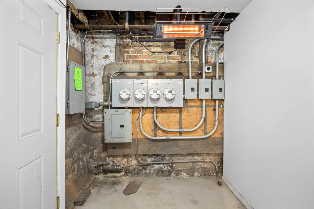 1527 West 18th Place Chicago IL 60608