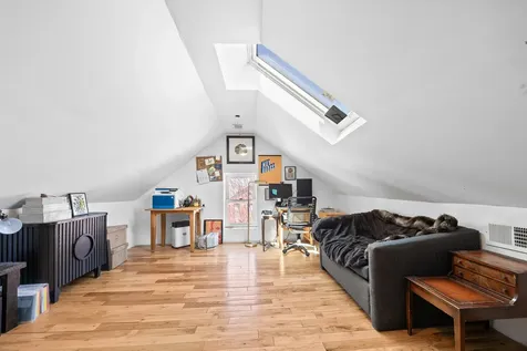 1527 West 18th Place Chicago IL 60608
