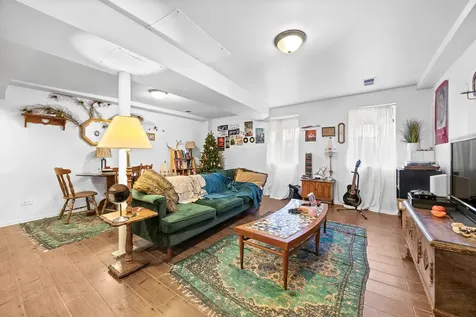 1527 West 18th Place Chicago IL 60608