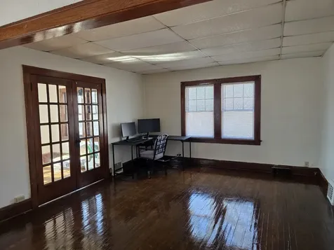 904 17TH Avenue Rockford IL 61104