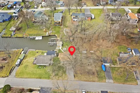 5205 North Lake Street Mchenry IL 60050