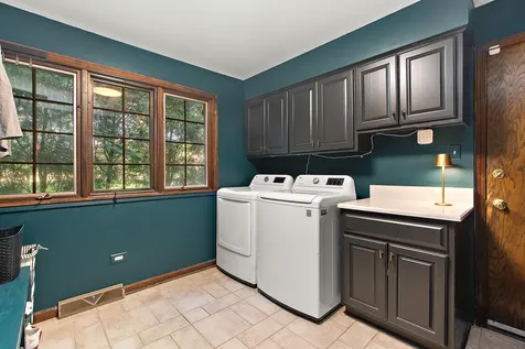 515 Aberdeen Road Frankfort IL 60423