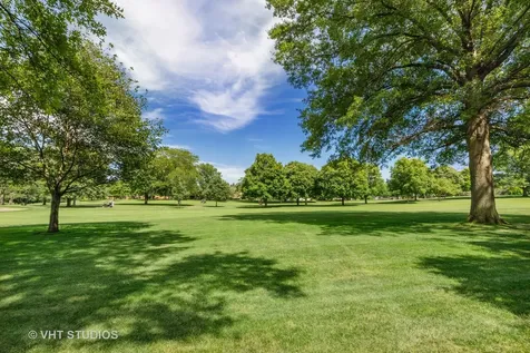 515 Aberdeen Road Frankfort IL 60423