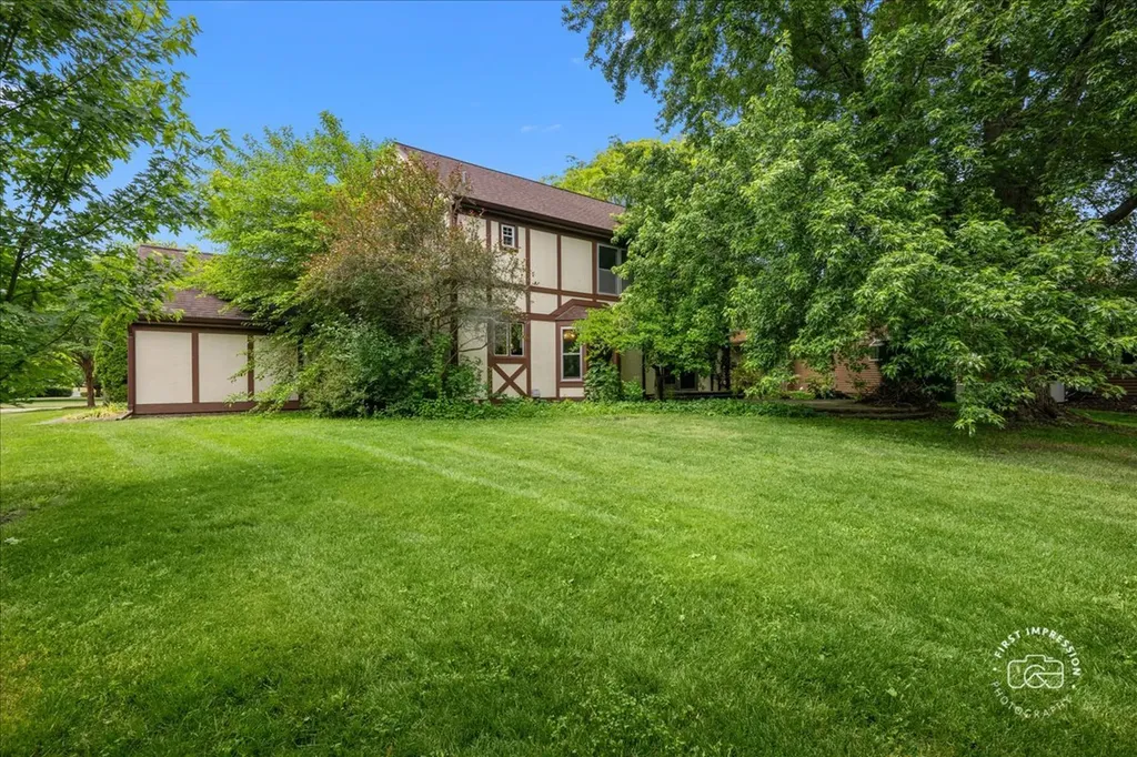 1101 West Bauer Road Naperville IL 60563