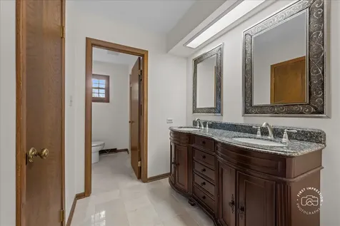 1101 West Bauer Road Naperville IL 60563