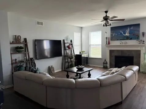812 Caulfield Point Yorkville IL 60560