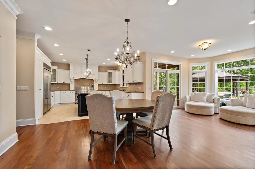 17949 South Crystal Lake Drive Mokena IL 60448