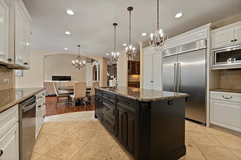 17949 South Crystal Lake Drive Mokena IL 60448