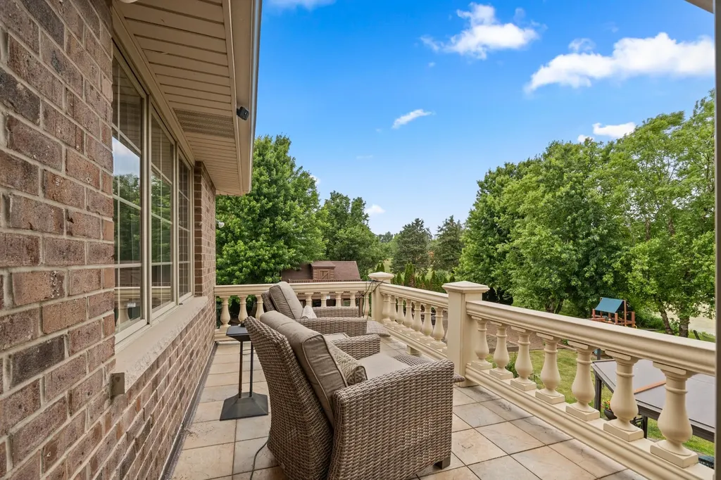 17949 South Crystal Lake Drive Mokena IL 60448