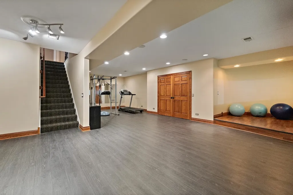 17949 South Crystal Lake Drive Mokena IL 60448