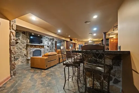 17949 South Crystal Lake Drive Mokena IL 60448