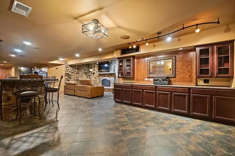 17949 South Crystal Lake Drive Mokena IL 60448