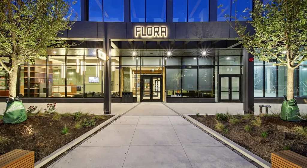 1114 West Carroll Avenue Chicago IL 60607
