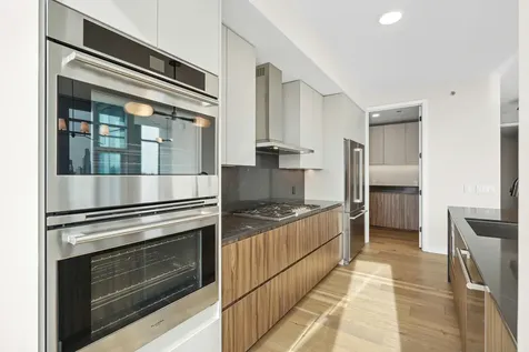 1114 West Carroll Avenue Chicago IL 60607