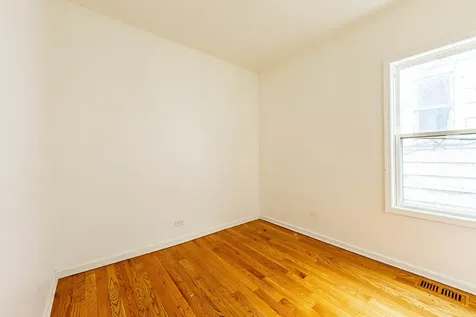 7601 South Rhodes Avenue Chicago IL 60619