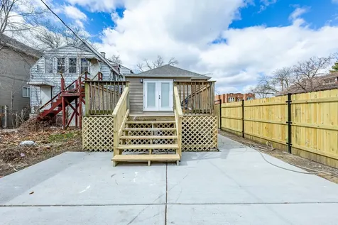 7601 South Rhodes Avenue Chicago IL 60619