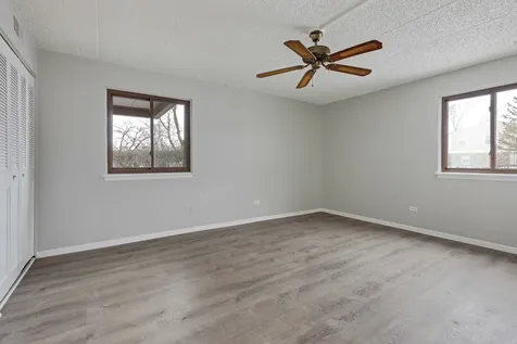 433 Cavalier Court West Dundee IL 60118