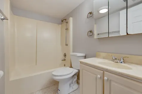 433 Cavalier Court West Dundee IL 60118