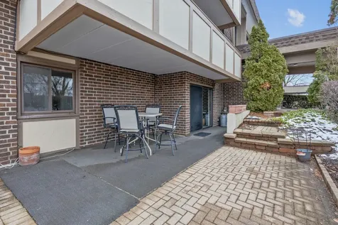 433 Cavalier Court West Dundee IL 60118
