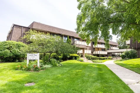 433 Cavalier Court West Dundee IL 60118