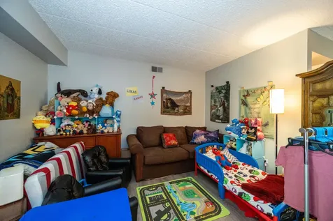 433 Cavalier Court West Dundee IL 60118