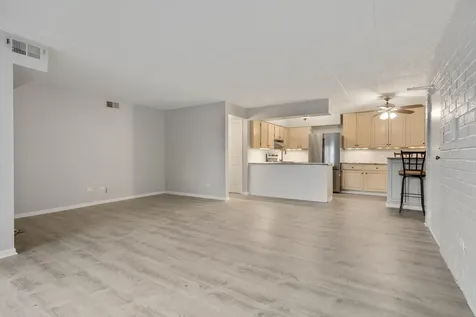 433 Cavalier Court West Dundee IL 60118