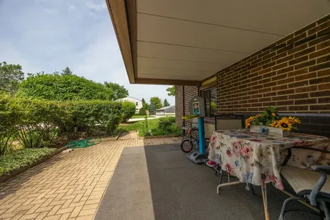 433 Cavalier Court West Dundee IL 60118
