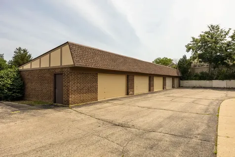 433 Cavalier Court West Dundee IL 60118