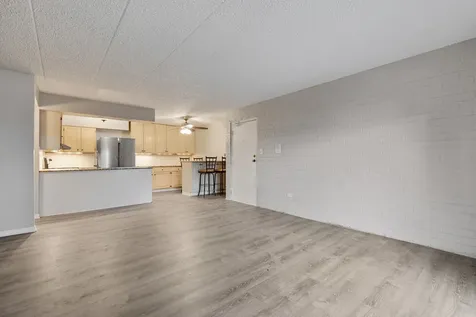 433 Cavalier Court West Dundee IL 60118