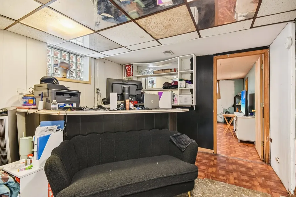 2850 East 94th Street Chicago IL 60617