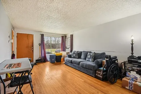 2850 East 94th Street Chicago IL 60617