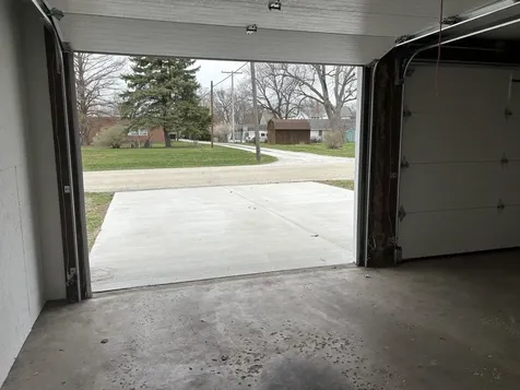 359 West Orleans Street Paxton IL 60957