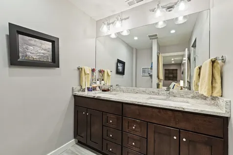 1355 Woodland Lane Riverwoods IL 60015