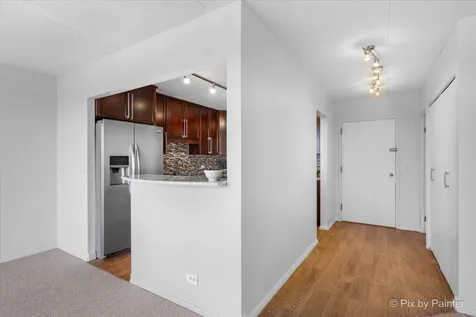9078 Heathwood Drive Niles IL 60714