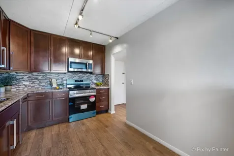 9078 Heathwood Drive Niles IL 60714